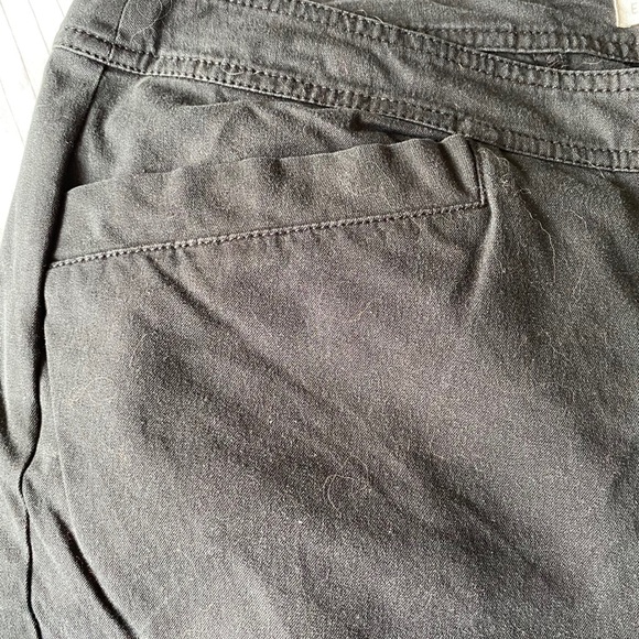 Eileen Fisher Black Cropped Jeans - Picture 5 of 6